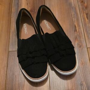 Vionic Black Flats Versatile Slip-On Loafers